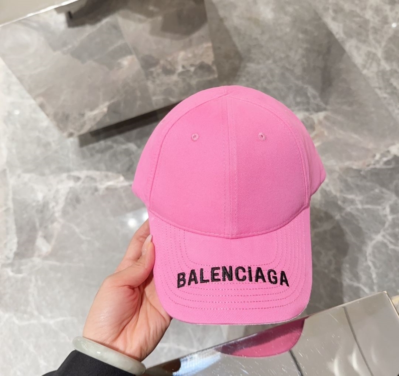 BALENCIAGA